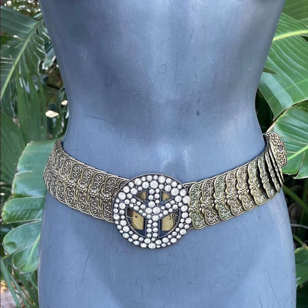 Rhinestone peace, sign, gold chain belt